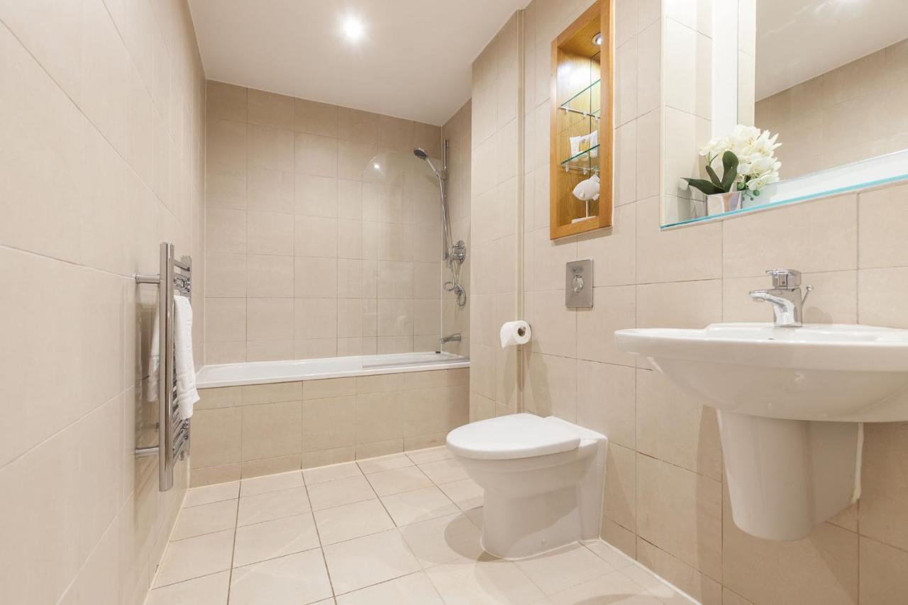 Kspace @ West One Sheffield Bagian luar foto