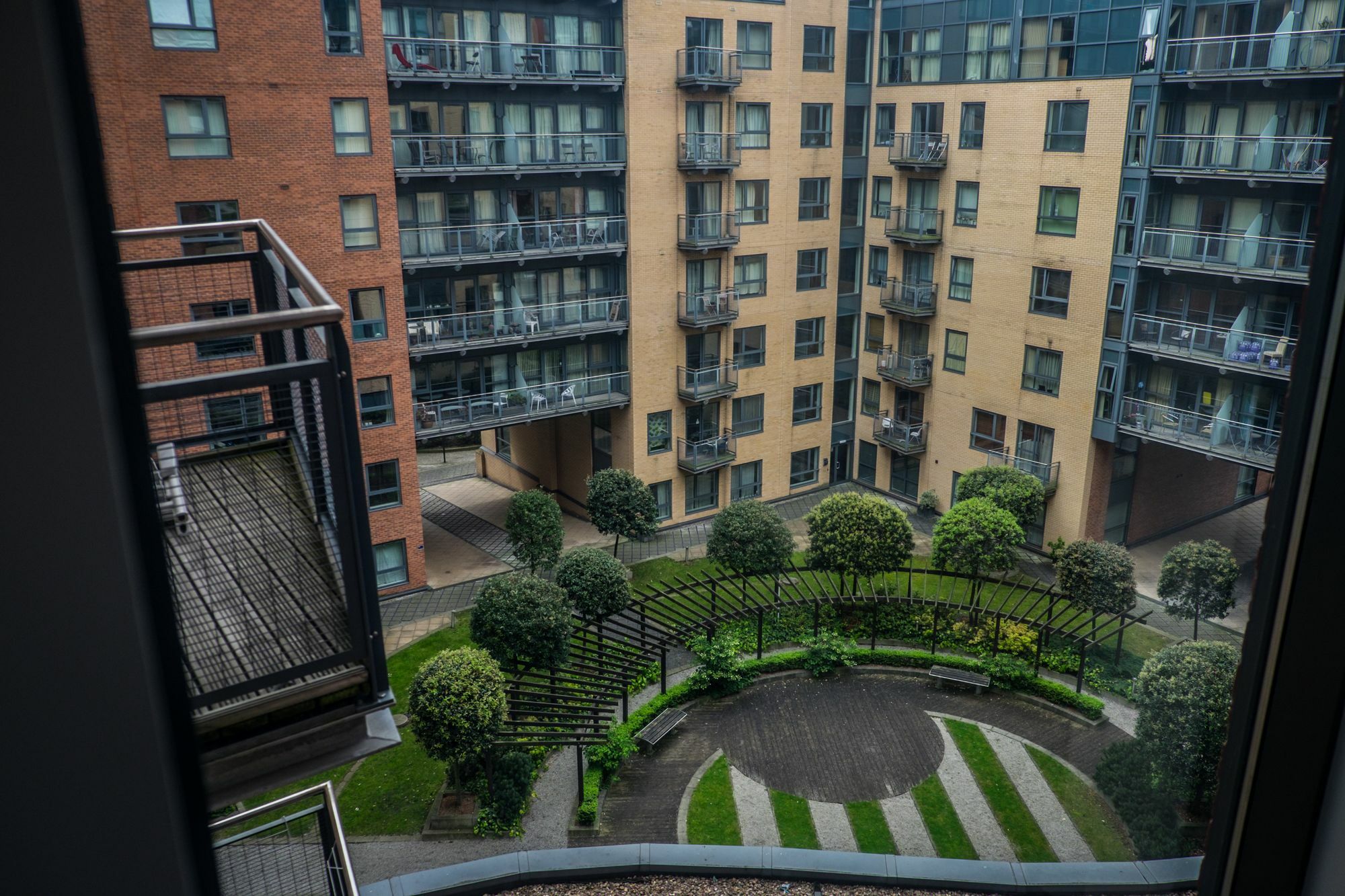 Kspace @ West One Sheffield Bagian luar foto